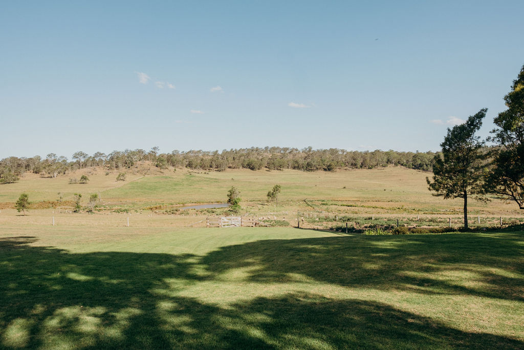 The view of rolling hills at Bunnyconnellen. Bunnyconnellen Winter Accommodation
